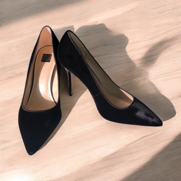 White House Black Market Velvet shoes size 10 - Picture 5 of 6